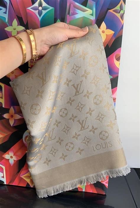 louis vuitton shawl scarf|louis vuitton scarf women's.